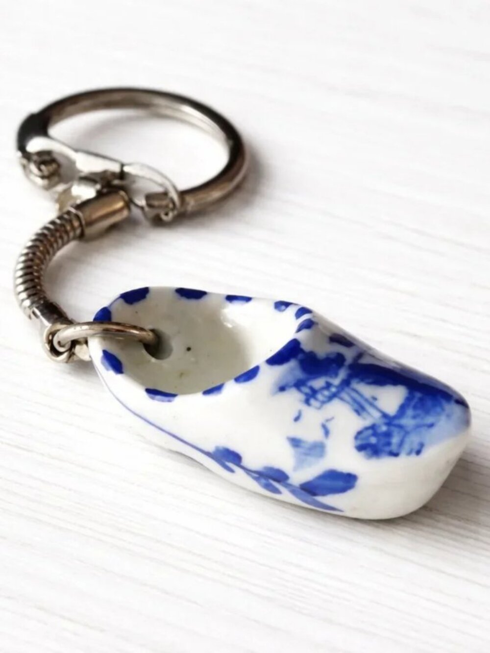 Vintage Delft Key Chain